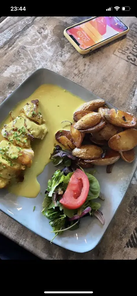 Shaniz Pembele_La Veranda_Mantes-la-Jolie_review