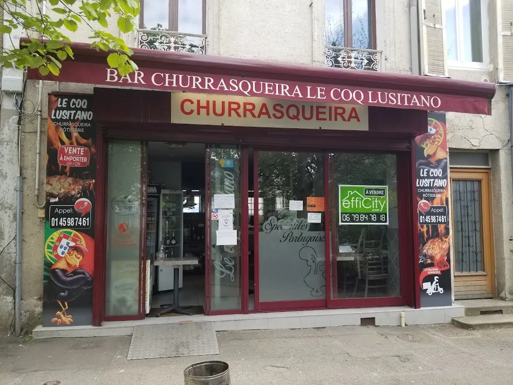 Le Coq Lusitano_Mandres-les-Roses_slider_image_3