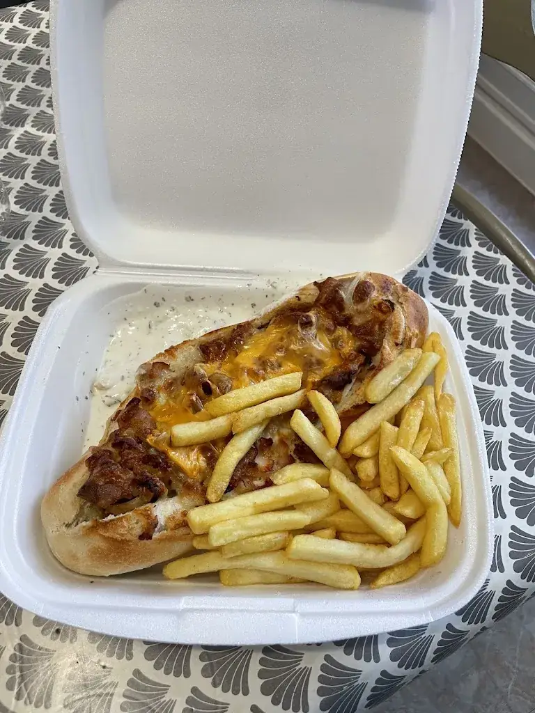 Mikhaïl Ivanov_GRILL ISTANBUL_Mandres-les-Roses_review