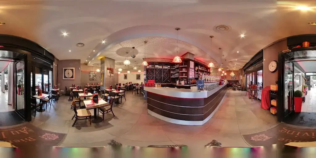 Les Artistes Restaurant in Massy