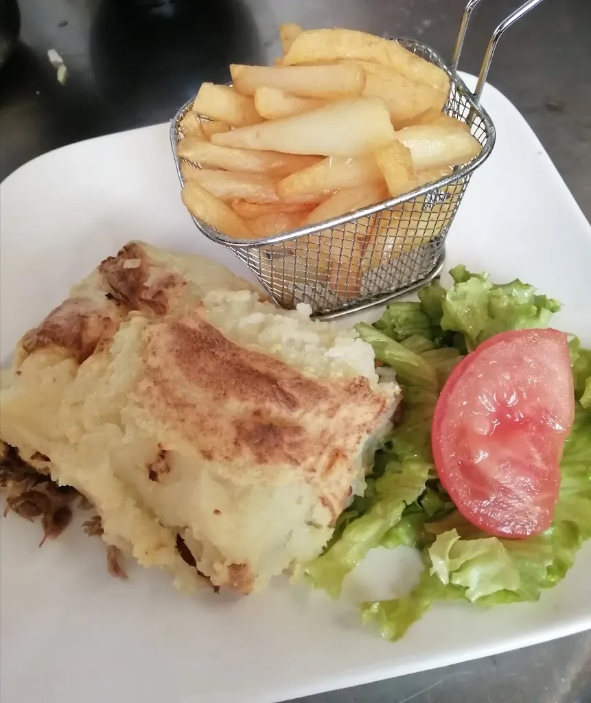 Café de la Mairie restaurante en Marolles-en-Hurepoix