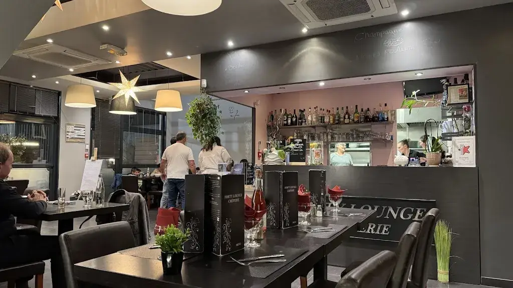 POSTIGA Rodolfo_Crêperie Forty Lounge_Mareuil-lès-Meaux_review