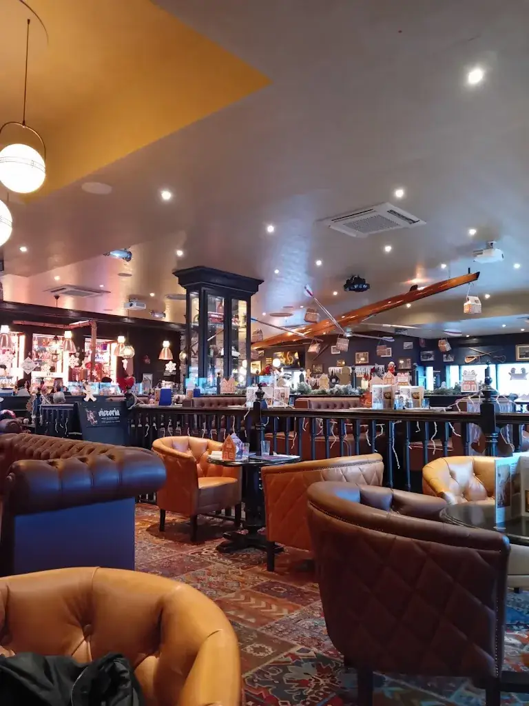 Au Bureau - Pub et Brasserie restaurant in Nanteuil-lès-Meaux