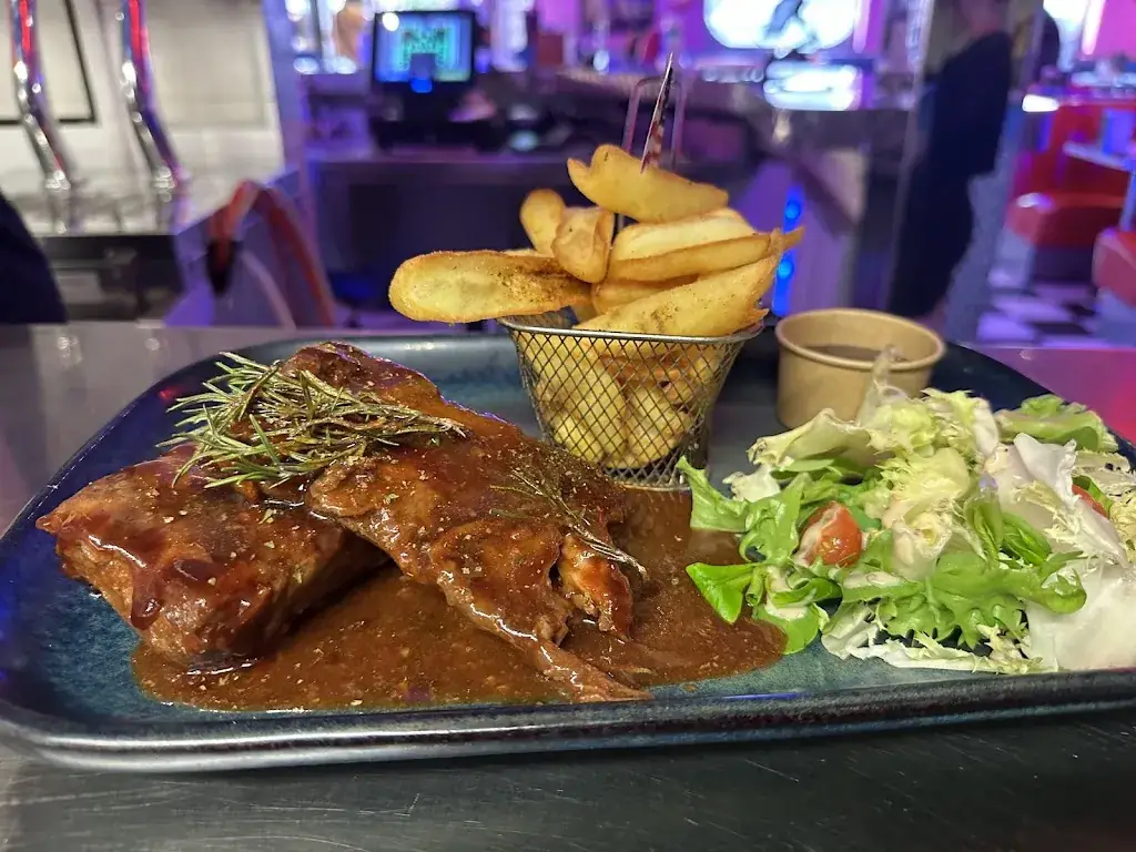 Rajah Kuna_Texas_Mareuil-lès-Meaux_review