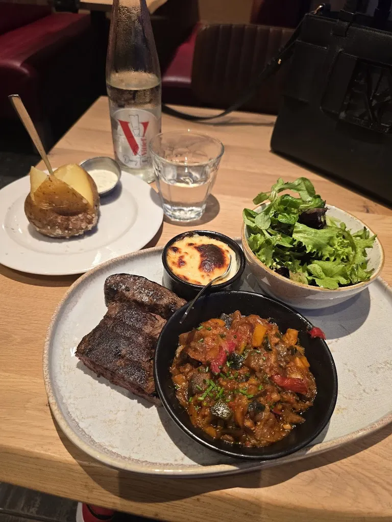 EvaTheDiiva_Hippopotamus Steakhouse_Mareuil-lès-Meaux_review