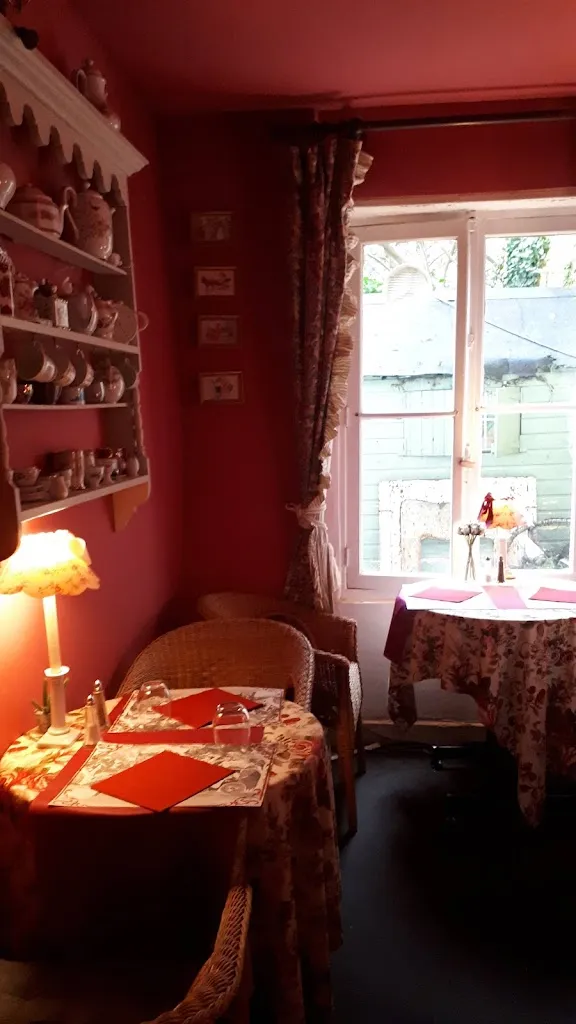 Foteini Paschalidou_Le Cottage_Marly-le-Roi_review