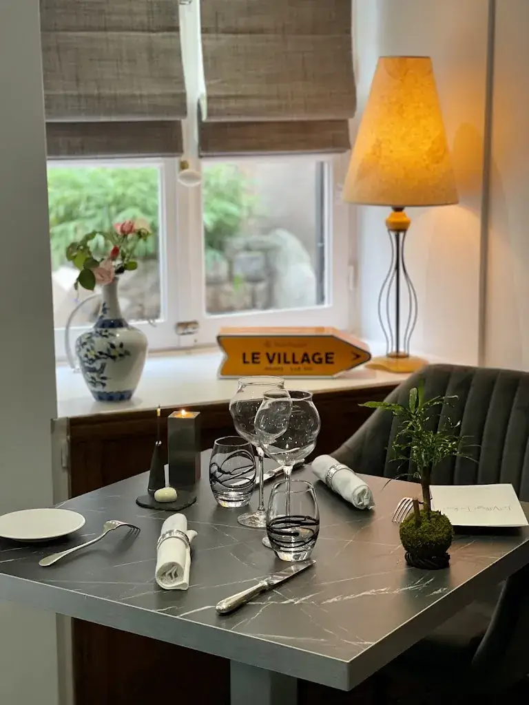 Le Village Tomohiro restaurant in Marly-le-Roi