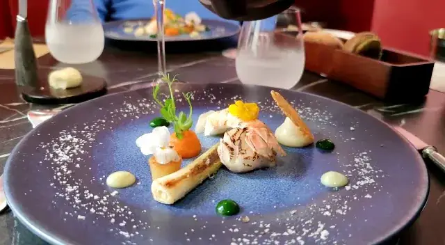 Le Village Tomohiro_Marly-le-Roi_slider_image_2