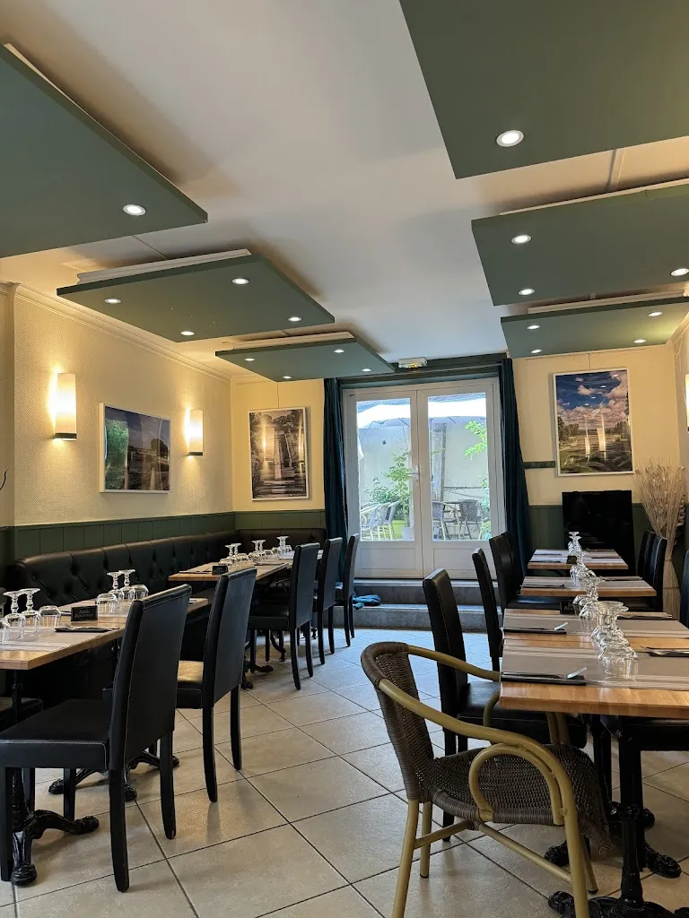 Sébastien LECUYER_Au Coin du Parc_Marly-le-Roi_review