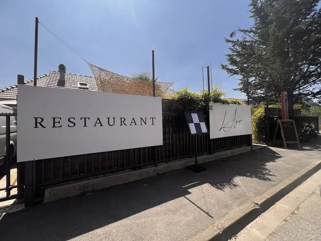 nathalie petithory_L'Agape Marcoussis_Marcoussis_recensione