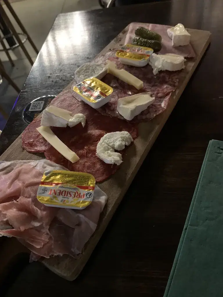 Menu_LUCKY FOLKS_Lieusaint_image_8