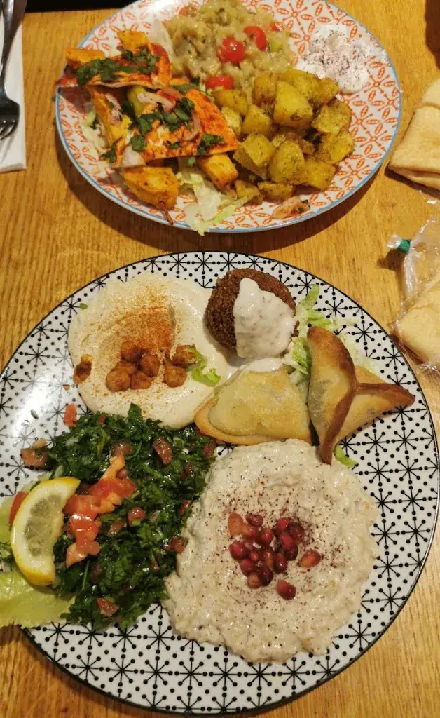 Sam E_La cantine libanaise - Carré Sénart_Lieusaint_review