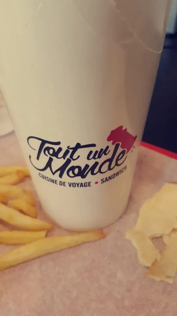 Menu_Tout Un Monde_Décines-Charpieu_image_9