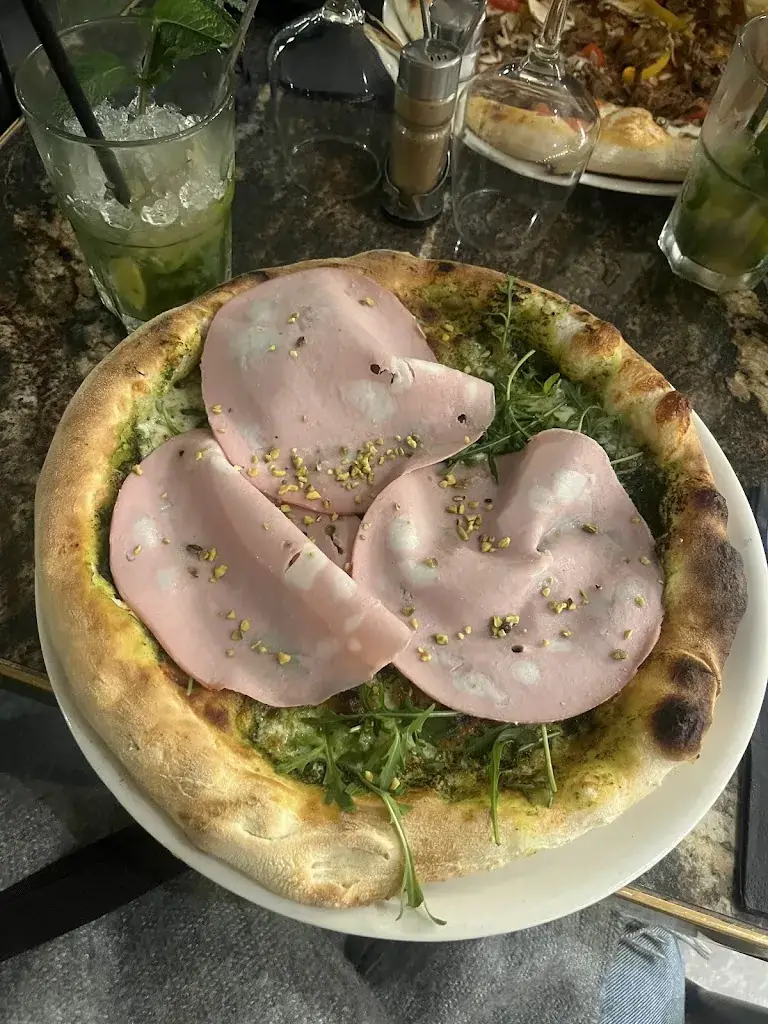 Sara Marie Léa_Fratellini Caffè_Lieusaint_review