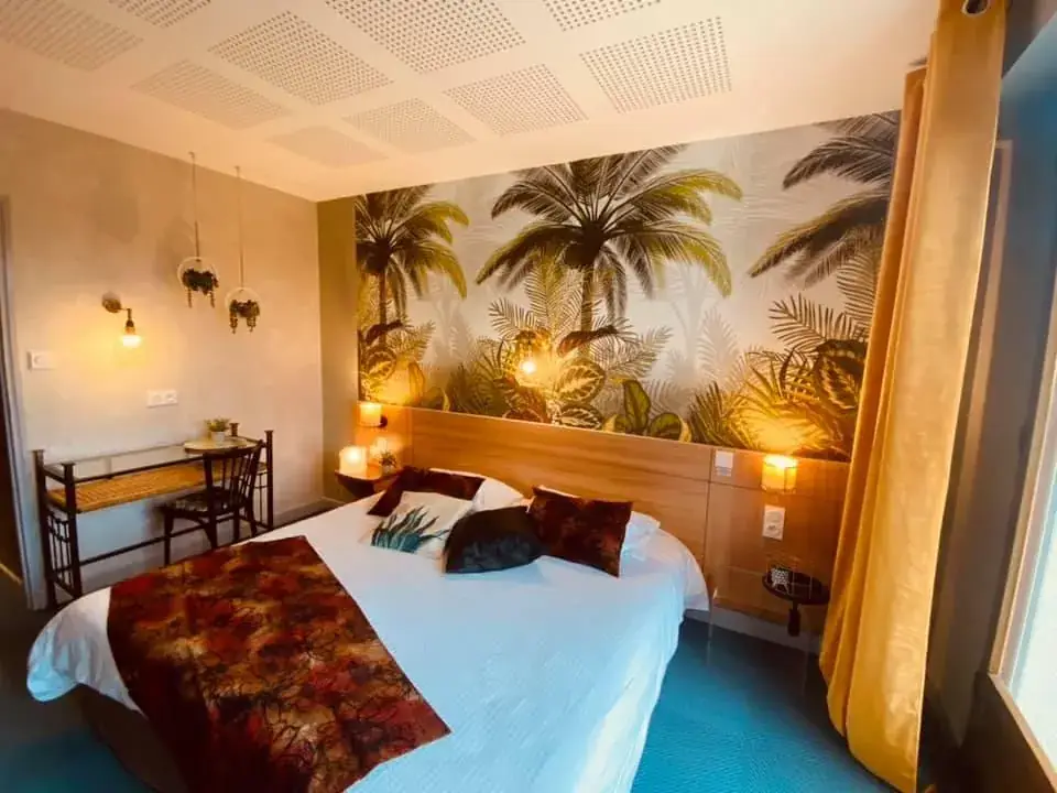 Logis Hôtel la Maison Carrée Rest. O'Carré d'Art_Méréville_slider_image_2