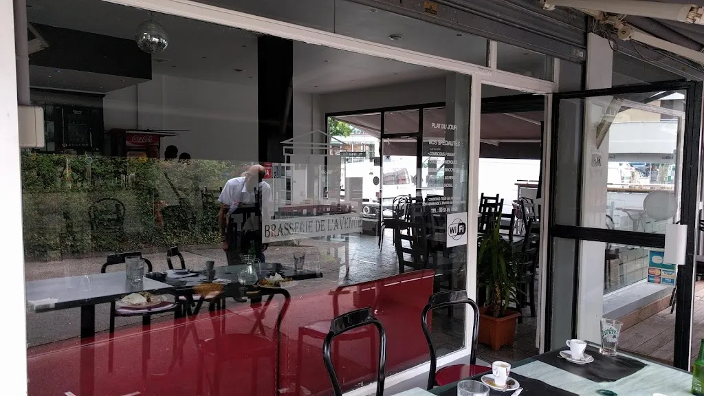 Brasserie De L'avenue_Décines-Charpieu_slider_image_2