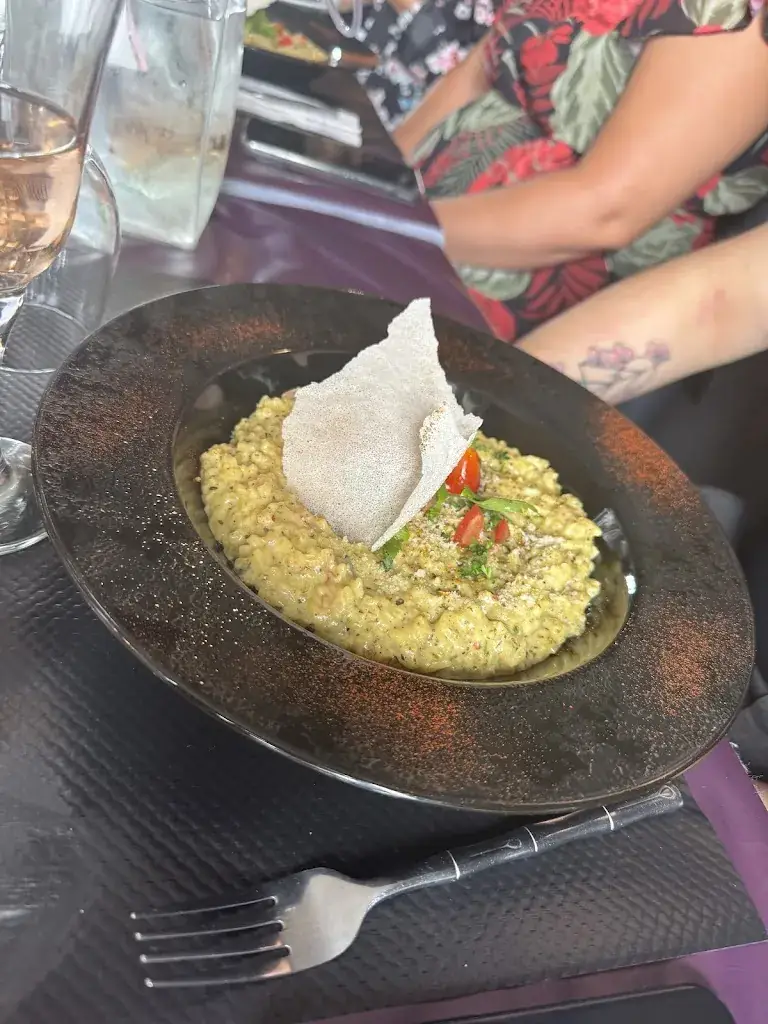 Lou Ver_Felicita_Melun_review