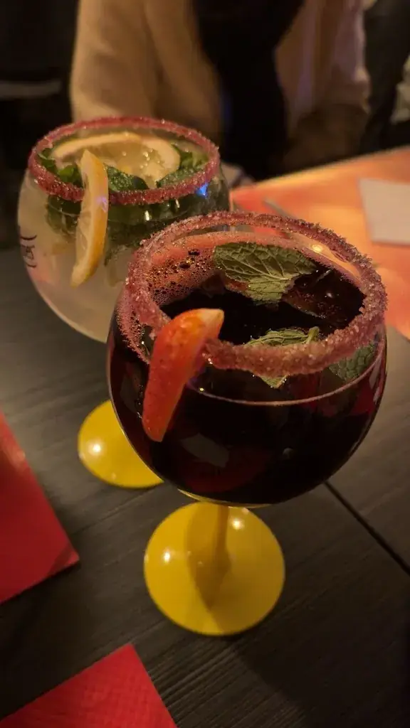 Cynthia Vang_L'international_Melun_review