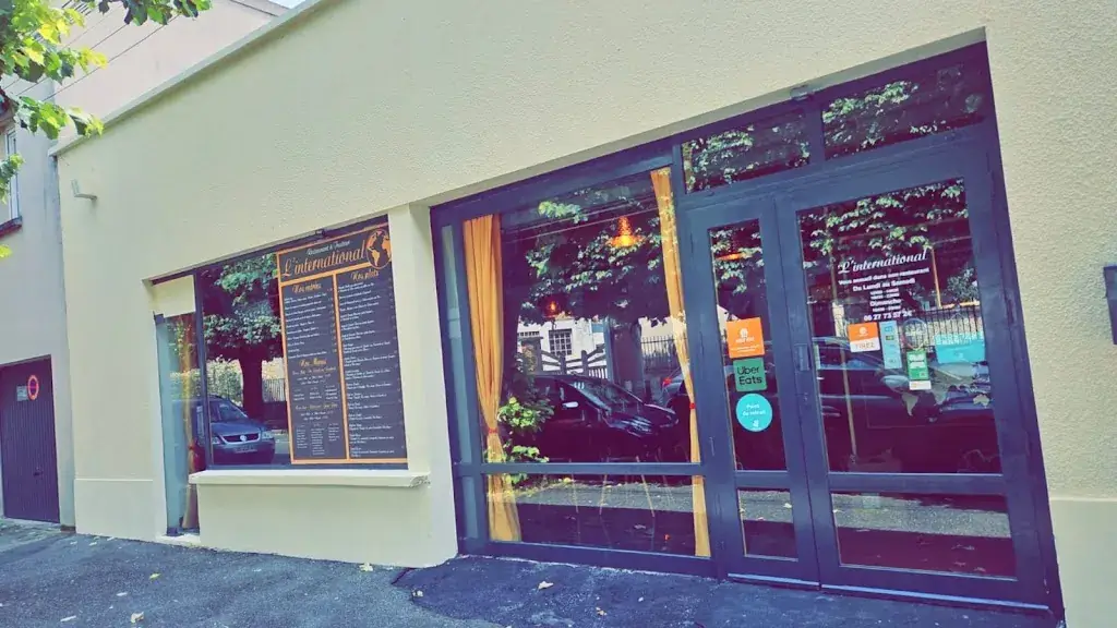 L'international_Melun_slider_image_1