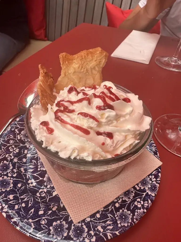 Toche Delaire_La Cabane de La Terrasse de l'Étang_Meudon_review