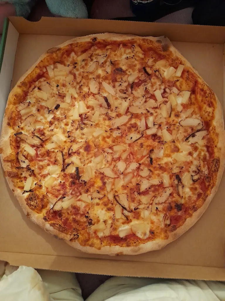 Tom Tom_Pizza 2000_Méry-sur-Oise_review