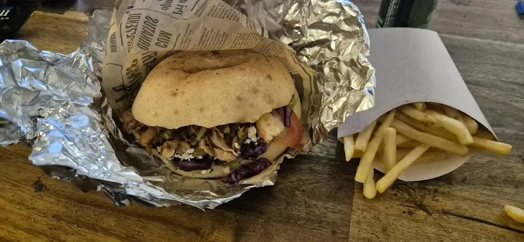 Dana grill_Mériel_slider_image_3