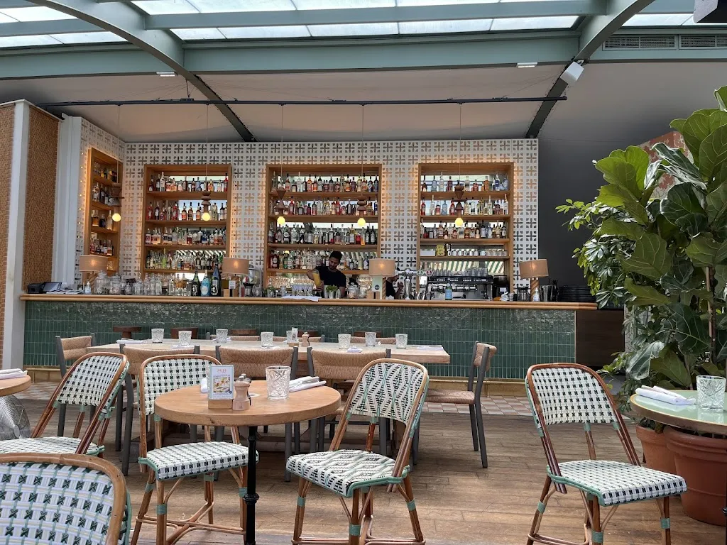 Polpo Brasserie_Levallois-Perret_slider_image_3