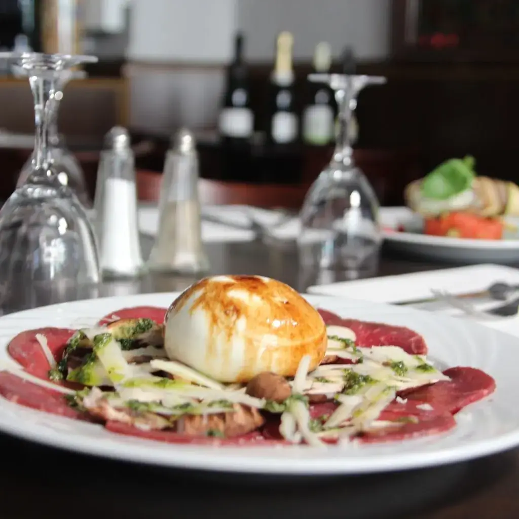 Le bistrot de Lola_Levallois-Perret_slider_image_2