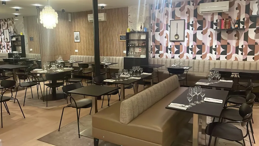 L’écumoire restaurant in Levallois-Perret