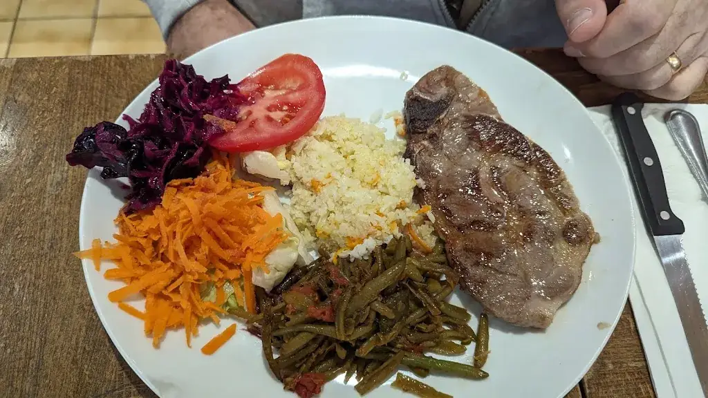 D T_Le Figuier_Levallois-Perret_recensione