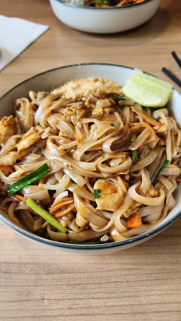 Stacy Ziegler_Osmoze_Levallois-Perret_review