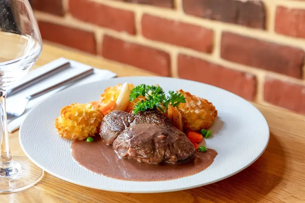 Le Manly_Levallois-Perret_slider_image_2