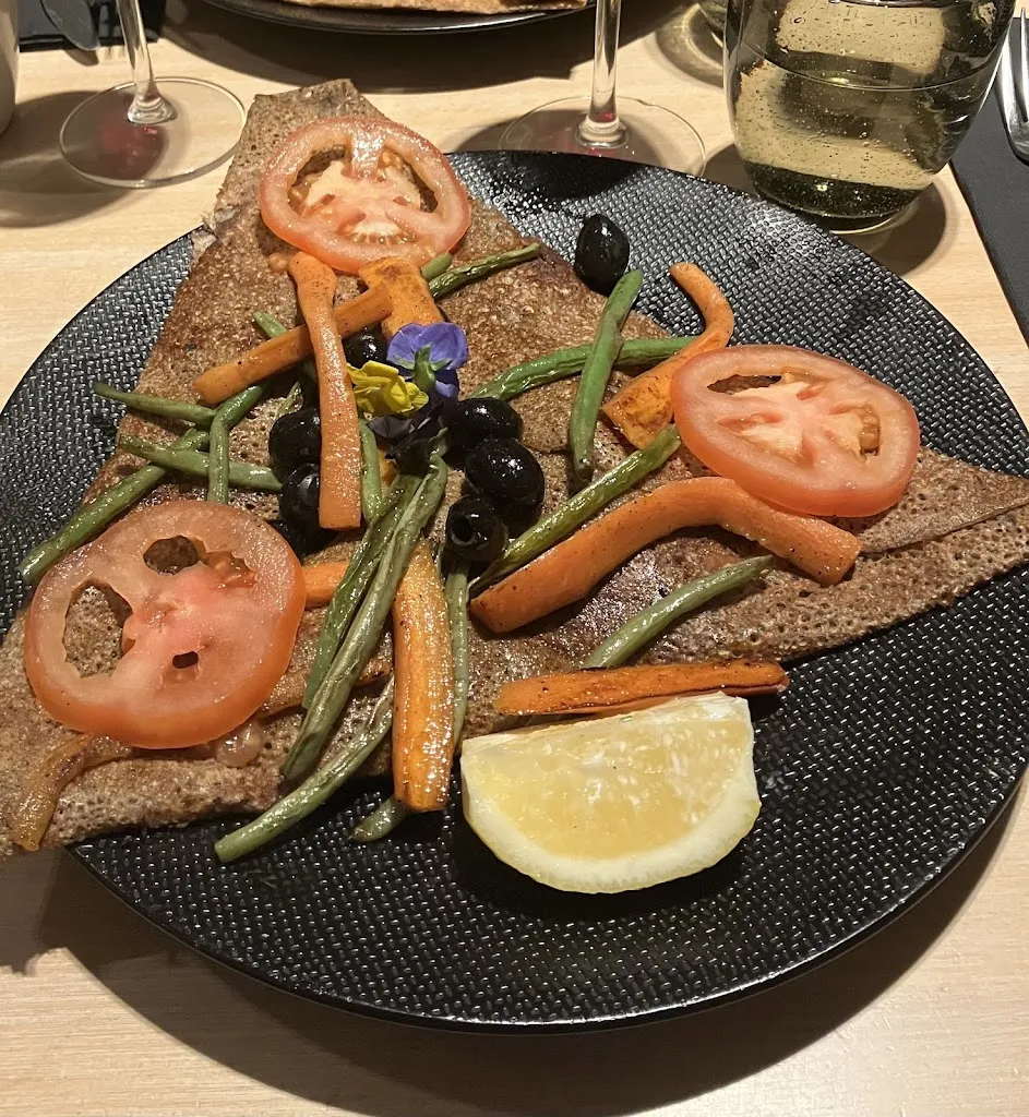 Alexander Otte_L' Elfe Assis_Levallois-Perret_review