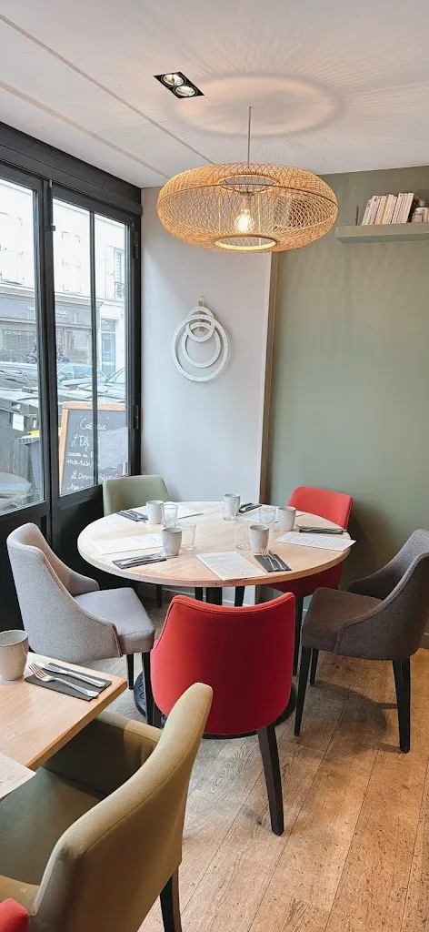 Ju L._L' Elfe Assis_Levallois-Perret_review