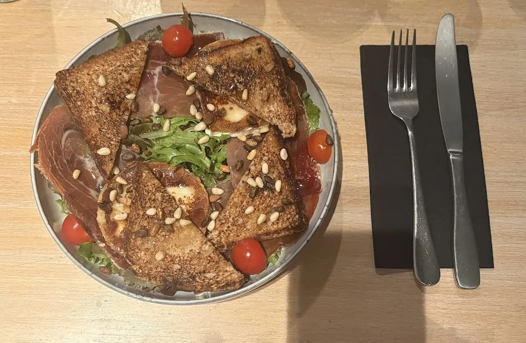 L' Elfe Assis_Levallois-Perret_slider_image_3