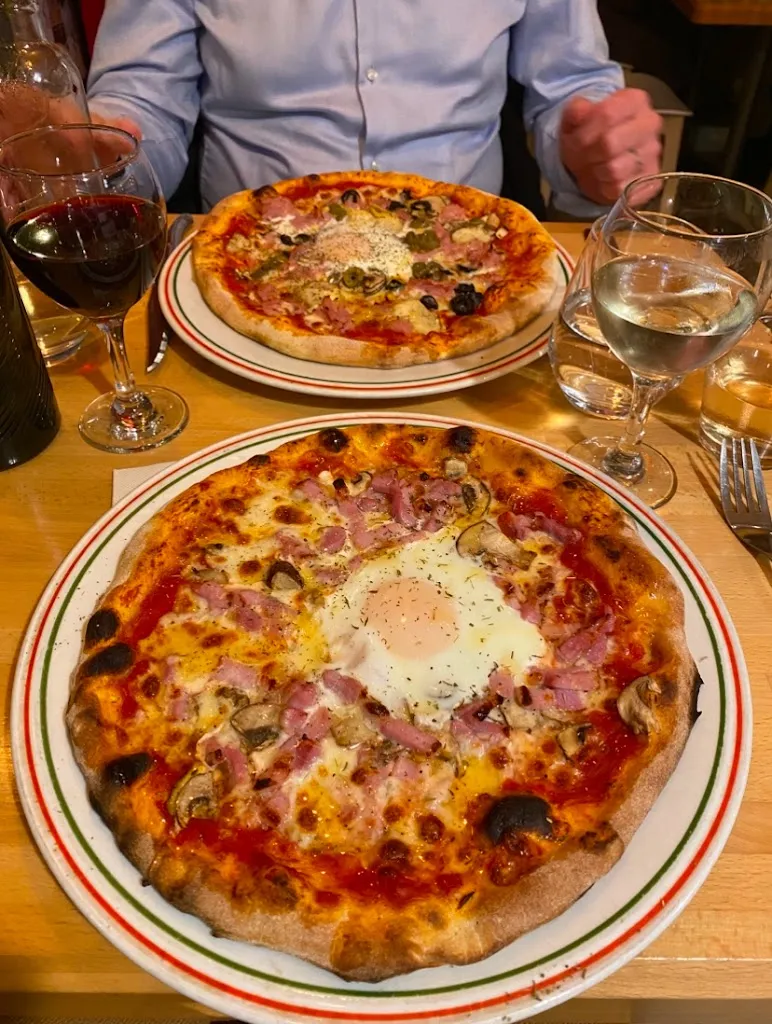 Natalia Rus_Amore e Fantasia_Levallois-Perret_review