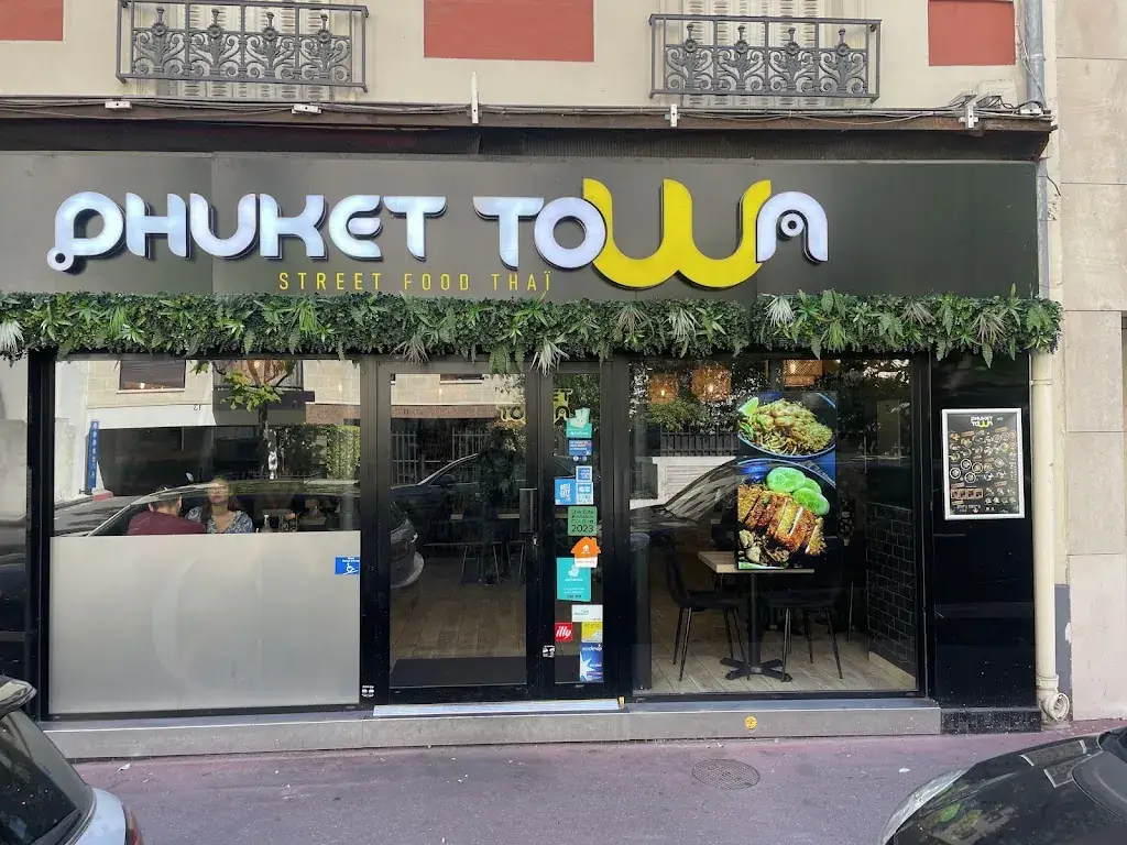 Phuket town restaurant in Levallois-Perret
