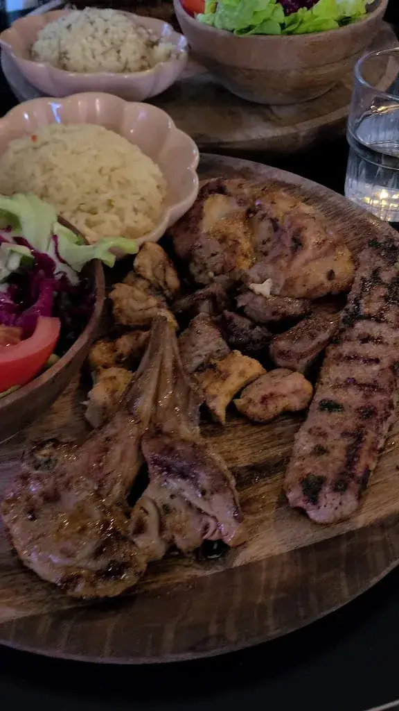 Epi Restaurant_Levallois-Perret_slider_image_2