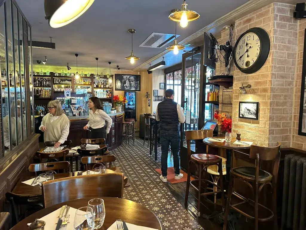 Le Cosy_Levallois-Perret_slider_image_1