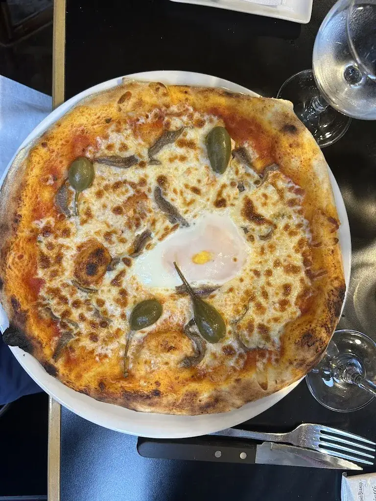 La Piazzetta_Levallois-Perret_slider_image_3