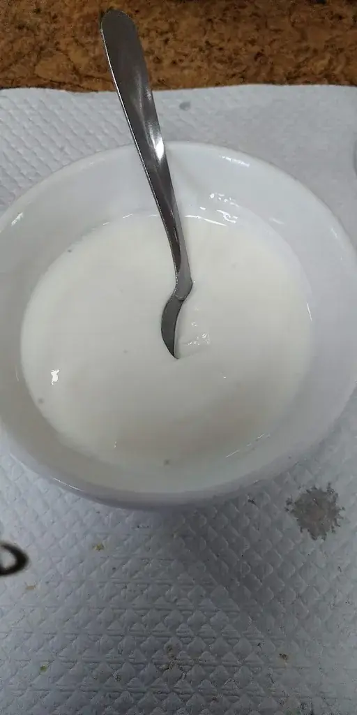 Menü_Le Petit Périchois_Brosse-Montceaux_Bild_3