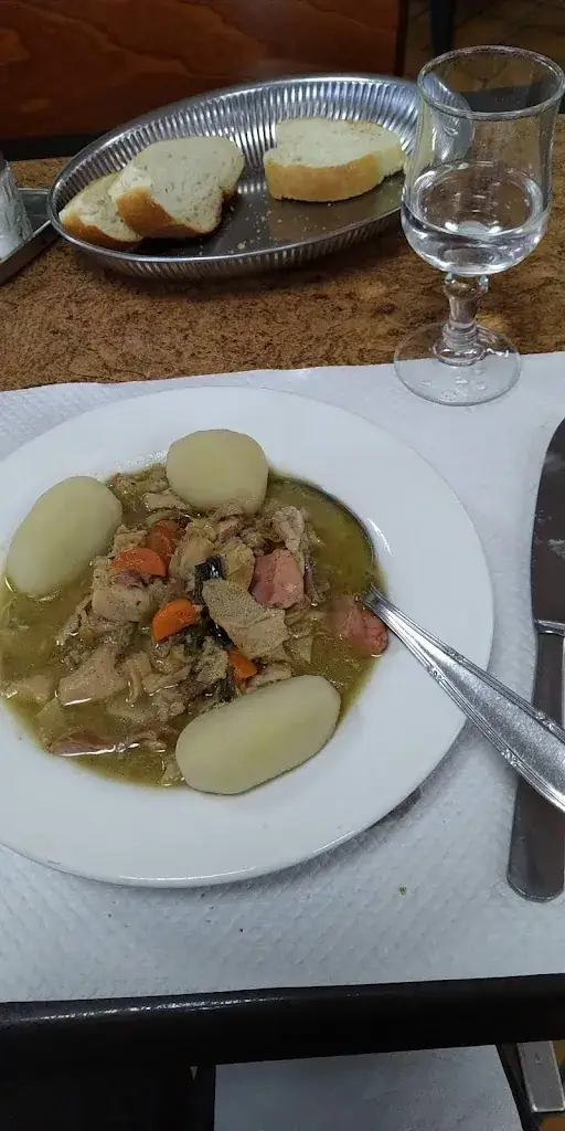 Menü_Le Petit Périchois_Brosse-Montceaux_Bild_5