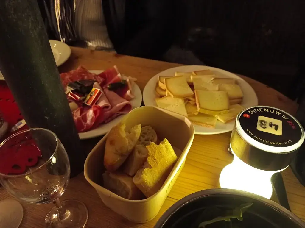 Menu_Restaurant La Guinguette De L'ile Du Roi Terrace Edge De Seine Triel Rive Gauche Médan_Triel-sur-Seine_image_1