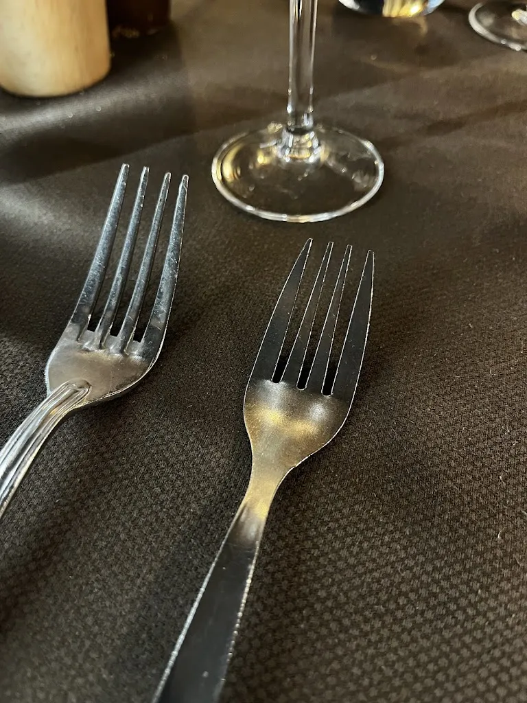 Larry_Les Jardins de Villennes_Villennes-sur-Seine_review