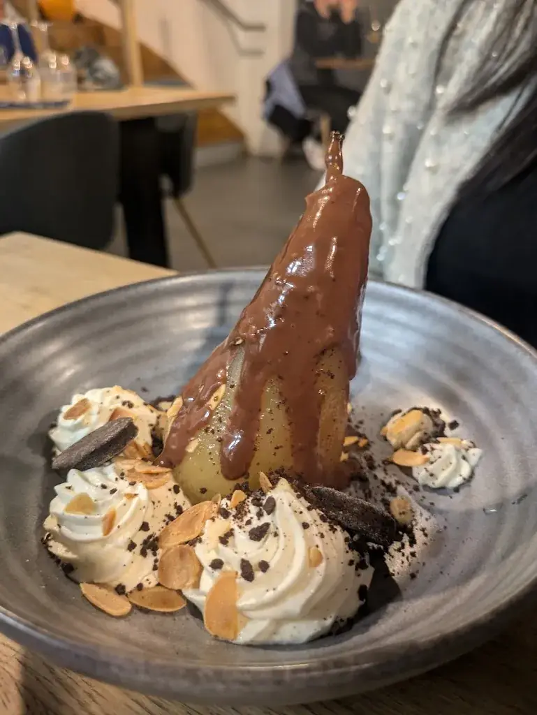 christophe raynaud_Canaille_Verneuil-sur-Seine_review