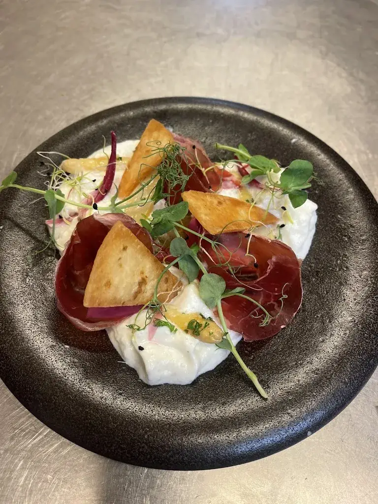 Restaurant LA CHAUMIERE_Poissy_slider_image_3