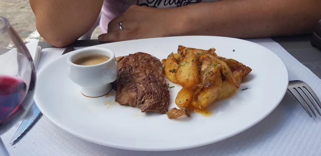 Le Balto brasserie tabac_Magny-en-Vexin_slider_image_2