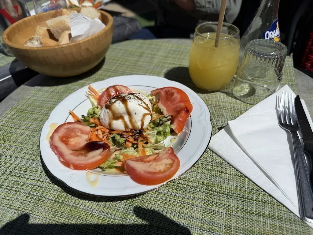 Jilali_ Id_L’école buissonnière_Moigny-sur-École_review