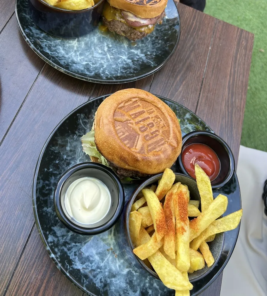 La Petite Maison_Montigny-le-Bretonneux_slider_image_3