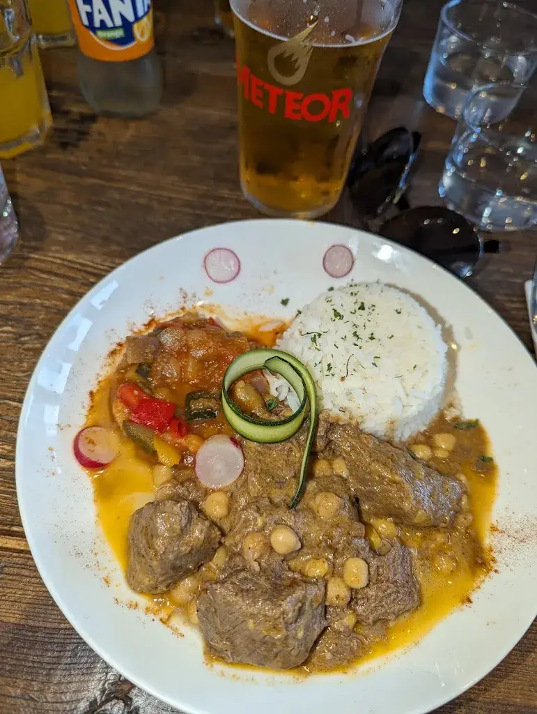 Vidin Metelov_Le Bellevue_Montmorency_recensione